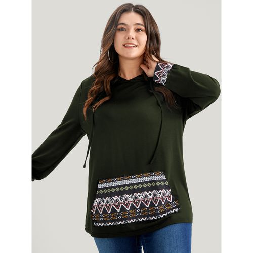 Plus Size Geometric Print Pocket Drawstring Hooded Sweatshirt Women ArmyGreen Vacation Patchwork Hooded Dailywear Sweatshirts BloomChic 10/M