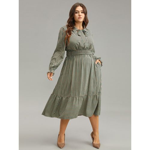 Plus Size Striped Geometric Bowknot Keyhole Shirred Dress Mint Women Work From Home Cross straps Shirt collar Long Sleeve Curvy Midi Dress BloomChic 1