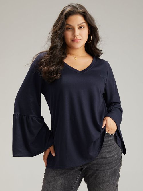 Solid Bell Sleeve V Neck Gathered T-shirt