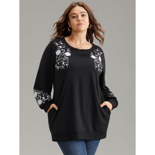 Plus Size Floral Embroidered Pocket Elastic Cuffs Sweatshirt Women Black Elegant Rib Knit Round Neck Dailywear Sweatshirts BloomChic 14-16/1X
