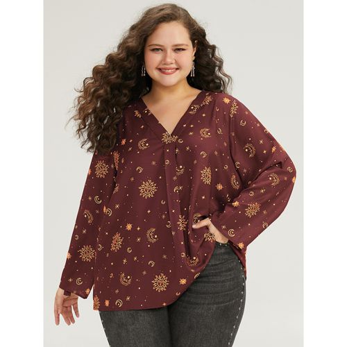 Plus Size Scarlet Halloween Moon & Star Print Pleated Tab Sleeve Blouse Women Elegant Elbow-length sleeve V-neck Festival-Halloween Blouses BloomChic 