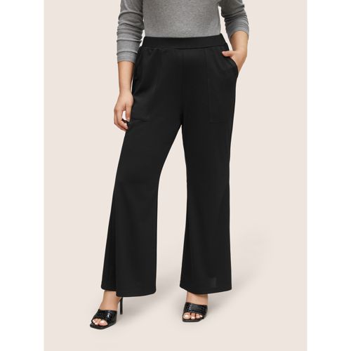 Plus Size Solid Elastic Waist Pocket Flare Leg Pants Women Black Basics Flare Leg High Rise Everyday Pants BloomChic 12/L