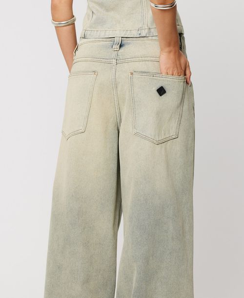 Abrand Women's Low-Rise Mega Baggy Jeans - Tyra
