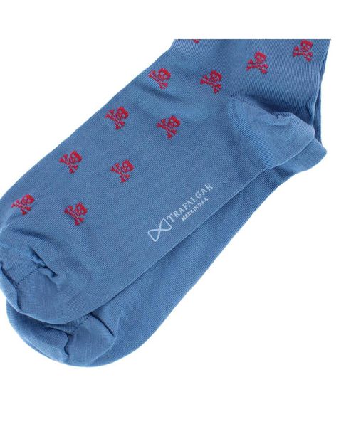 Trafalgar Men's Pirate's Skull & Crossbones Pima Cotton Over The Calf Novelty Dress Sock (1 Pair) - Azure blue