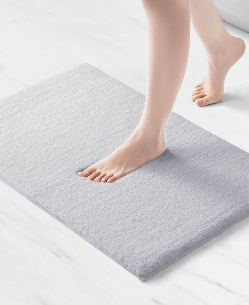 Madison Park Signature Marshmallow Bath Rug, 20" x 30" - Silver