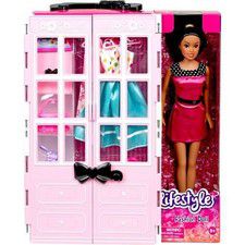 Chic Dolls 8023 Fashion Doll & Carrying Case
