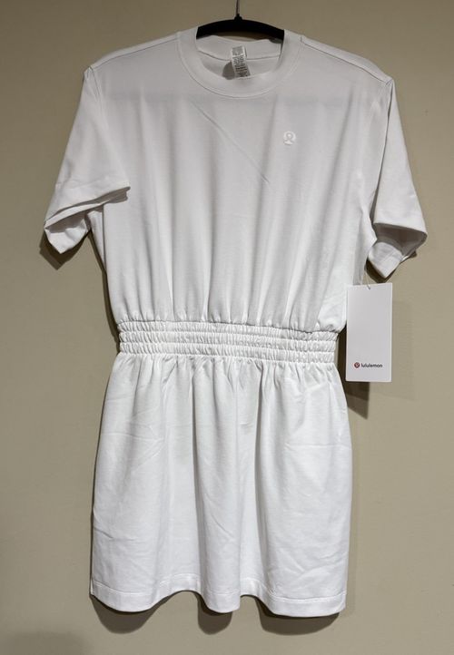 NWT Lululemon Size 6 Smocked Waist T-Shirt Dress WHT White $118