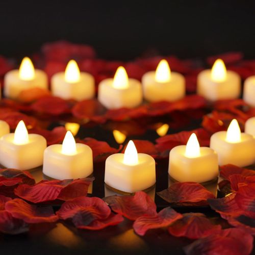 Rose Petals and Candles Set for Romantic Decorations Special Night, 2000 Pcs Red