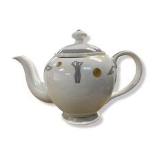 $395 Memo Paris White Jasmine from Ilha do Mel Candle Scented in Tea Pot