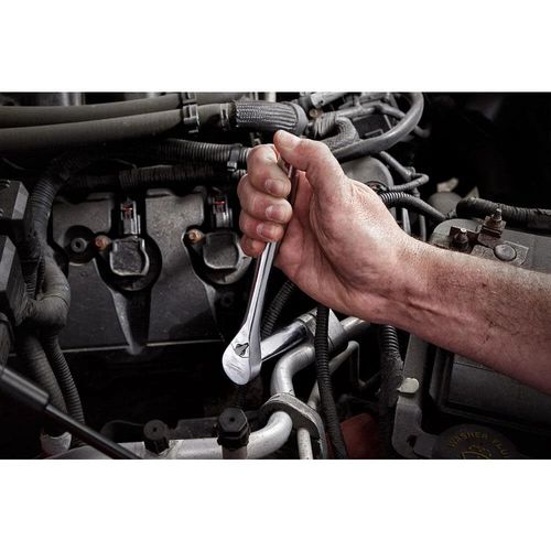 Milwaukee 1/4 In. Drive 26 Pc. Ratchet & Socket Set - Sae