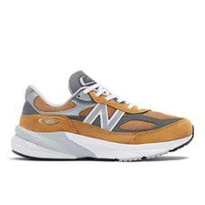 New Balance Unisex Made in USA 990v6 Shoe