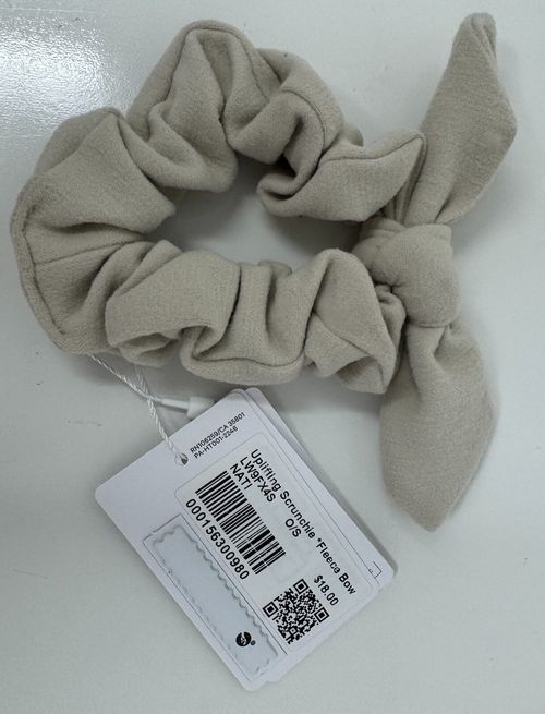 Lululemon Uplifting Scrunchie Fleece Bow Natural Ivory NATI