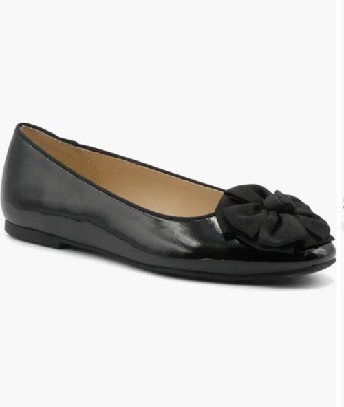 Women  Adrienne Vittadini Janine Bow Flat